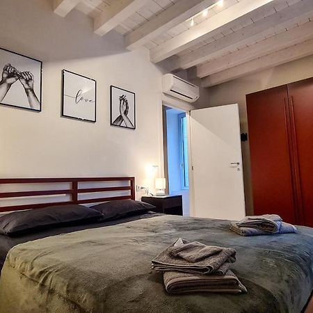 Porta Nuova Modern Apartment In The Center - 4 Bergamo Ngoại thất bức ảnh